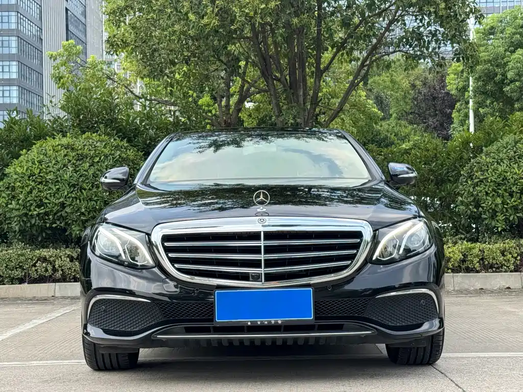 Mercedes-Benz E-Class 2019 — фото 1