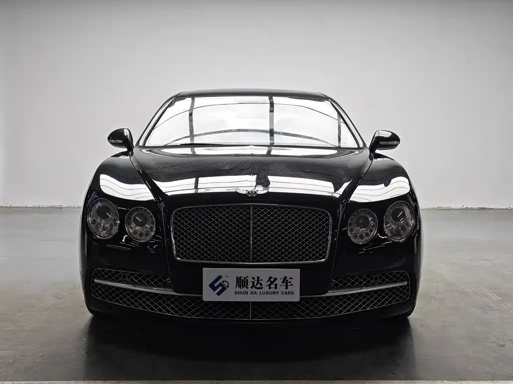 Bentley Flying Spur 2015 — фото 2