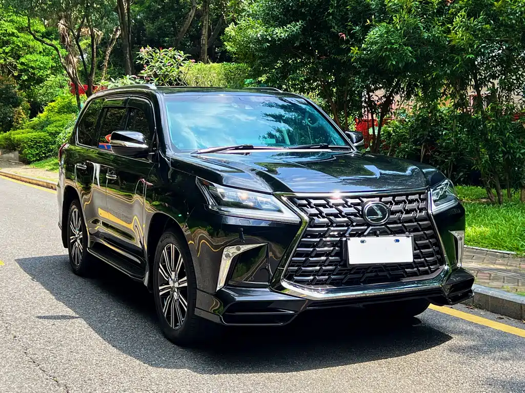 Lexus LX 2019