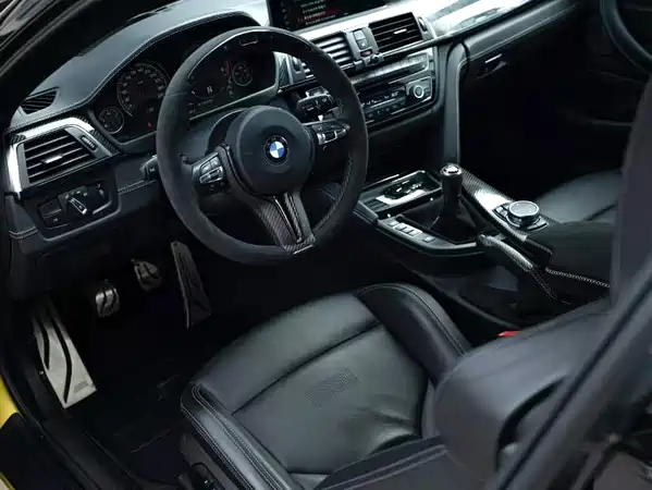 BMW M4 2016