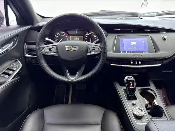 Cadillac XT4 2021