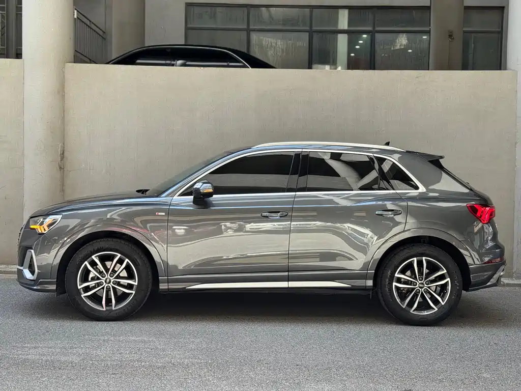 Audi Q3 2022