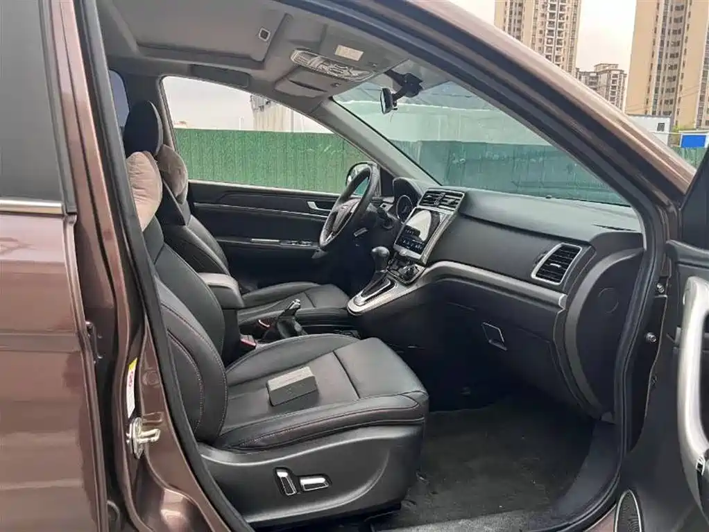 Haval H6 2015 — фото 9