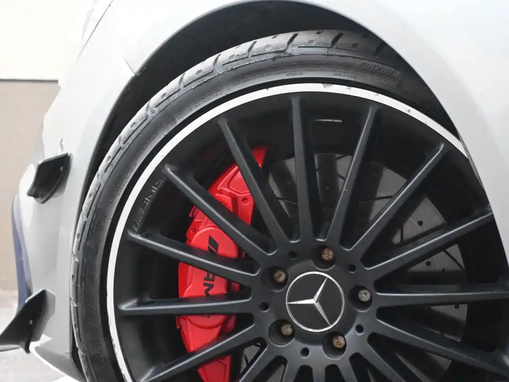Mercedes-Benz CLA AMG 2017 — фото 8