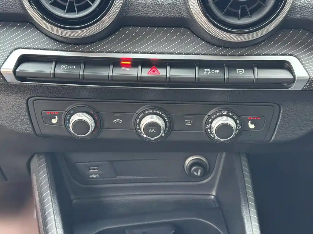 Audi Q2L 2022