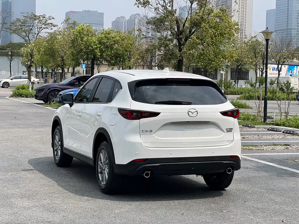 Mazda CX-5 2025