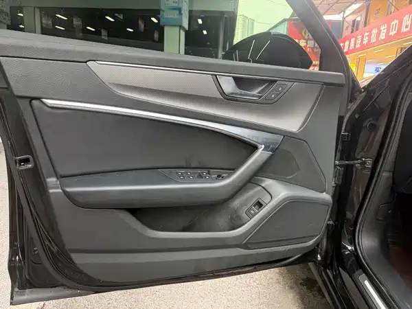 Audi A6L 2020