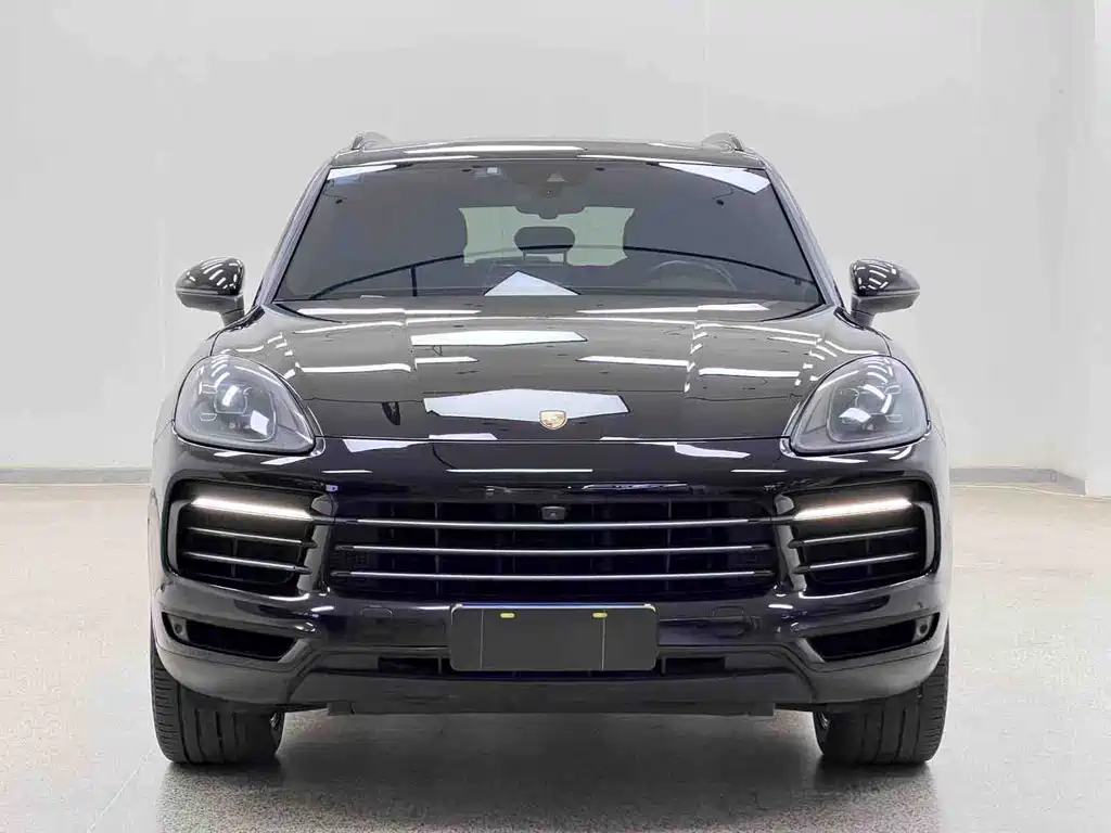 Porsche Cayenne 2019 — фото 2