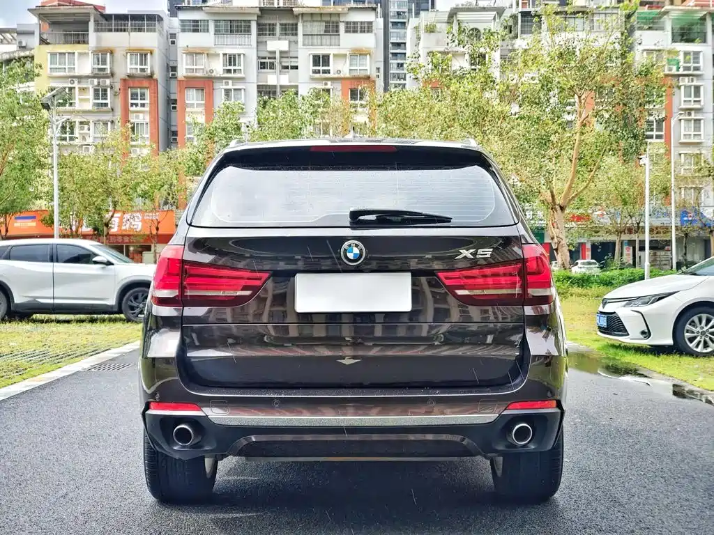 BMW X5 2018 — фото 8