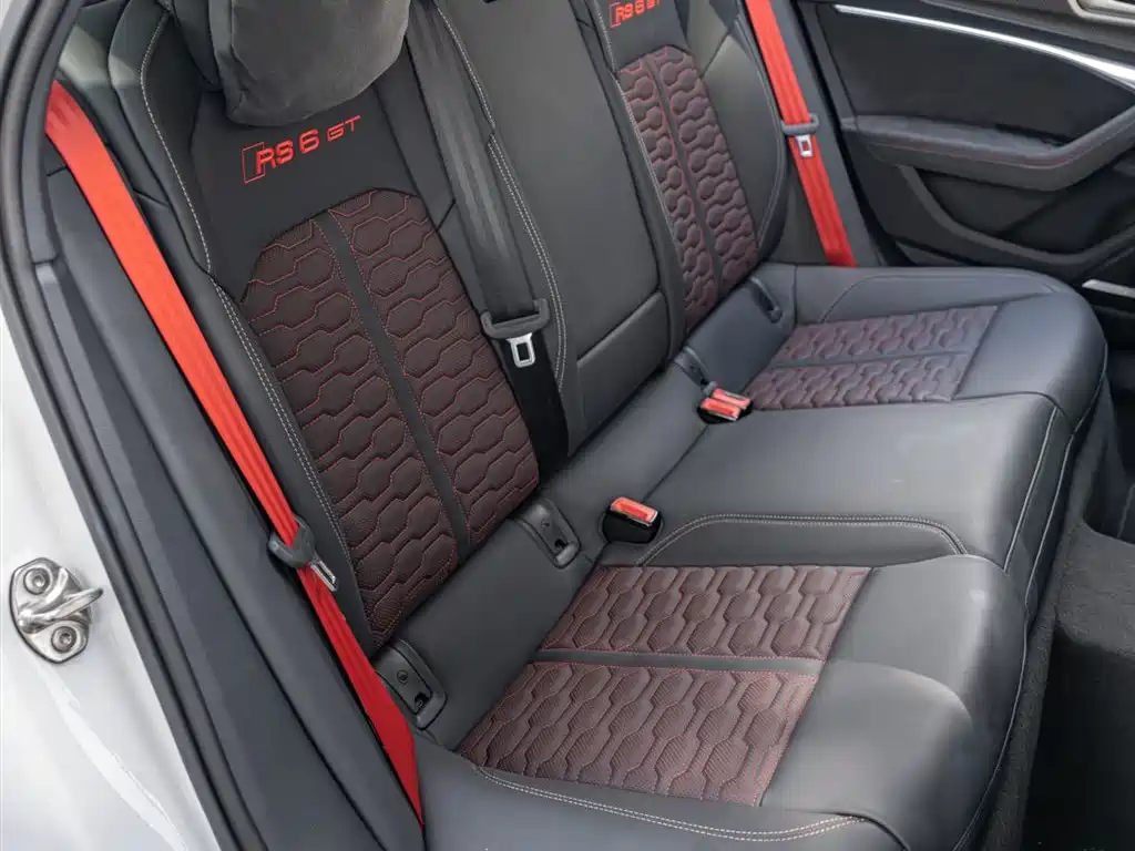 Audi RS 6 2026 — фото 23