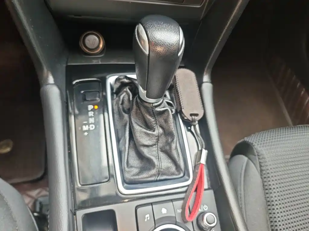 Mazda 3 Angkesela 2018 — фото 14