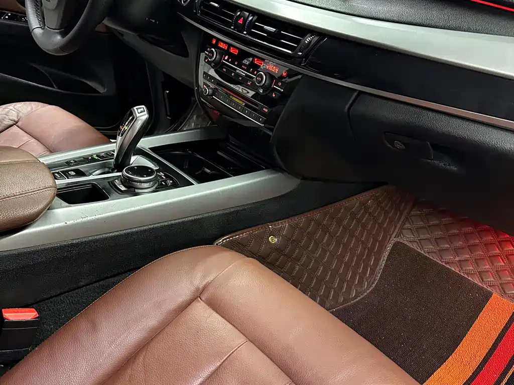BMW X5 2015 — фото 9