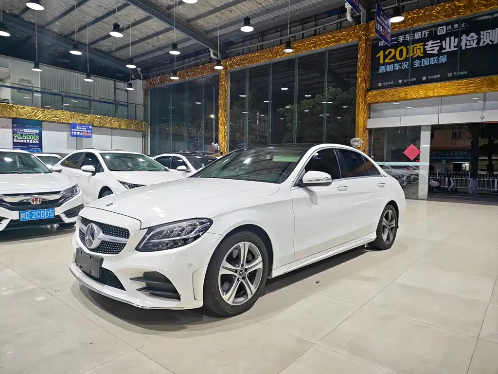 Mercedes-Benz C-Class 2019 — фото 1
