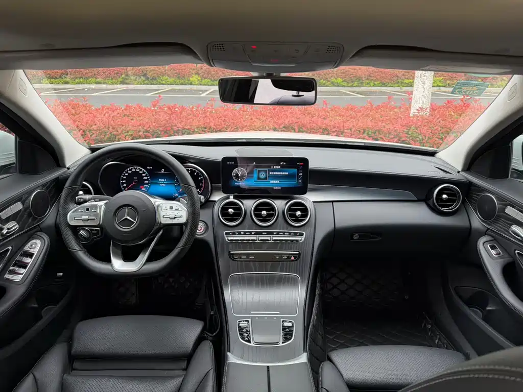 Mercedes-Benz C-Class 2020 — фото 12