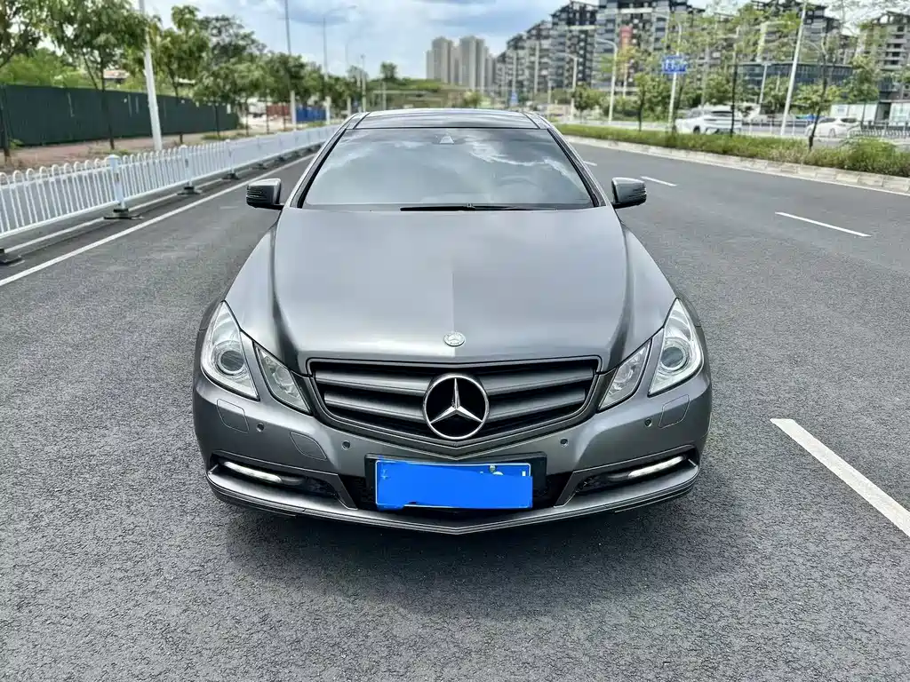 Mercedes-Benz E-Class 2011