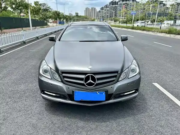 Mercedes-Benz E-Class 2011