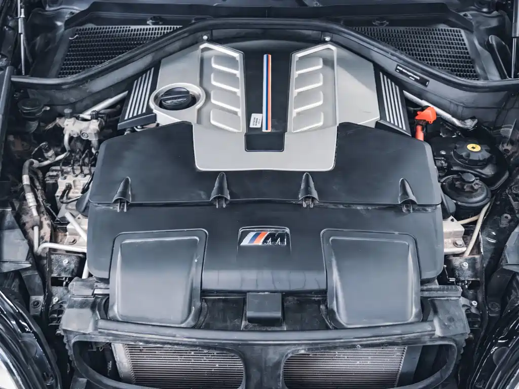 BMW X6 M 2013 — фото 23