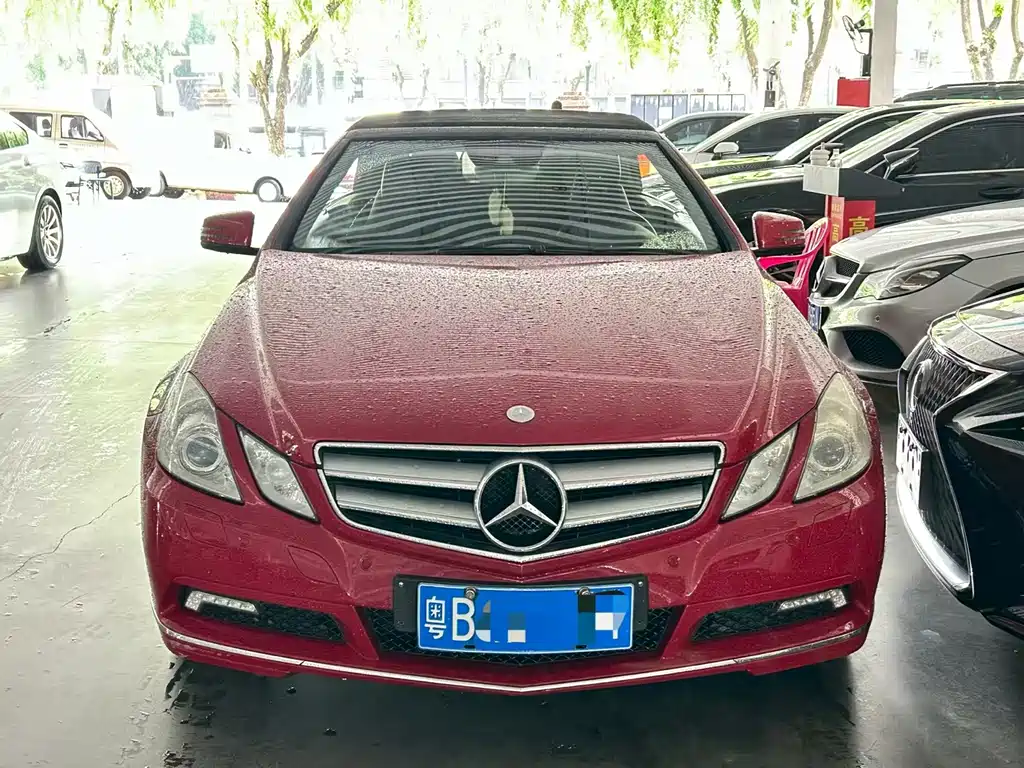 Mercedes-Benz E-Class 2011