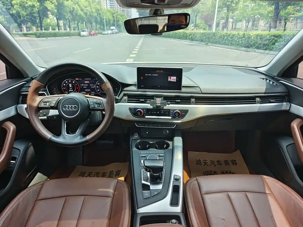 Audi A4L 2018 — фото 12