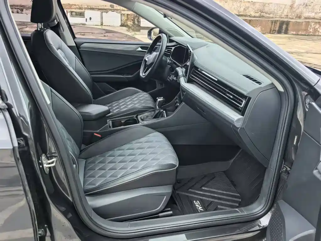 Volkswagen Sagitar 2023