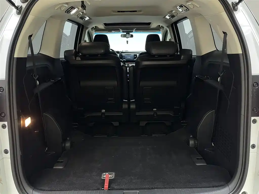 Honda Odyssey 2018 — фото 10