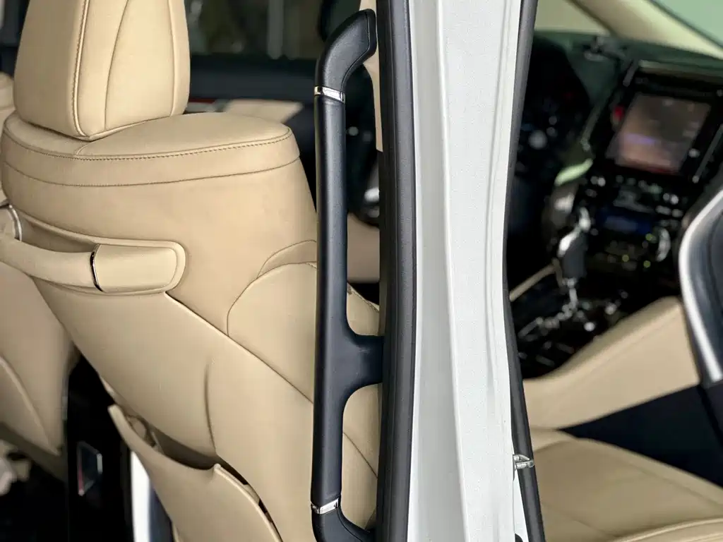 Toyota Alphard 2016 — фото 50