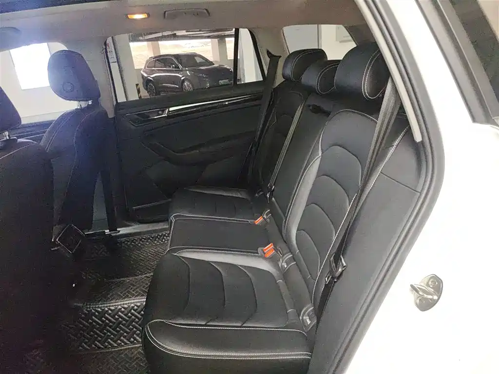 Skoda Kodiaq 2022 — фото 13