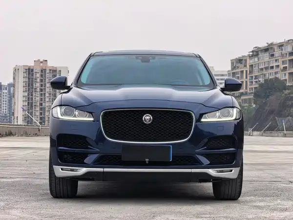 Jaguar F-PACE 2018