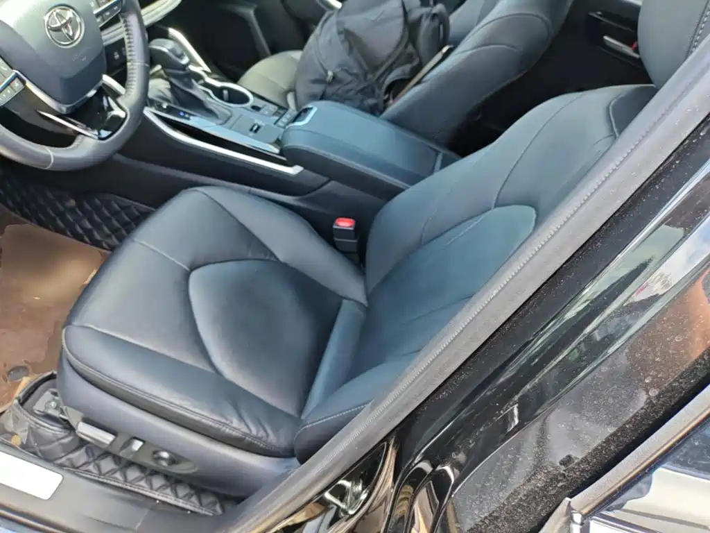 Toyota Highlander 2021 — фото 15