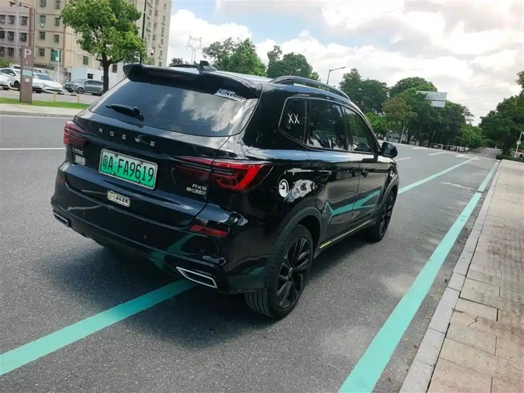 Roewe RX5 New Energy 2021 — фото 3