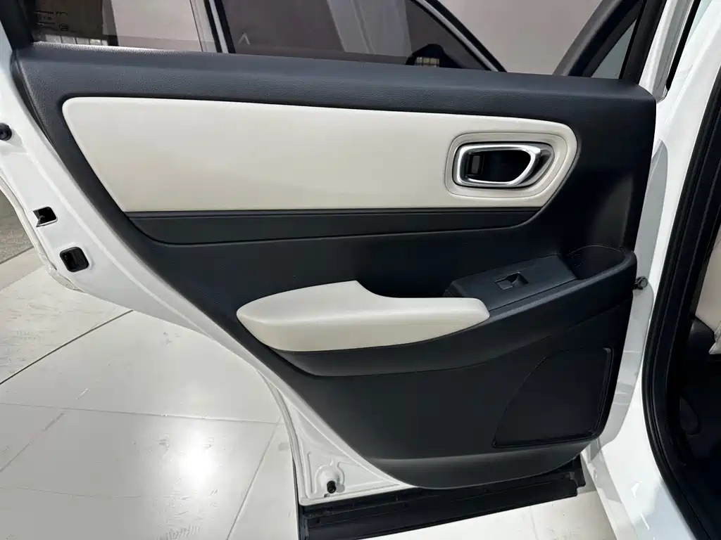Honda Vezel 2023 — фото 14