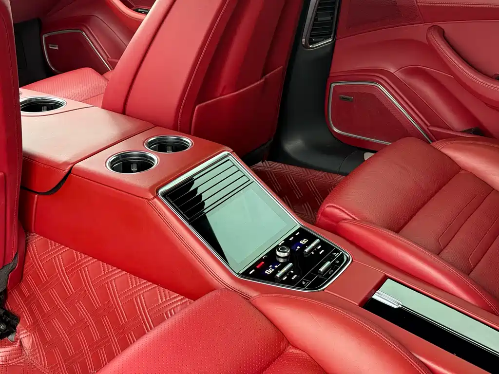 Porsche Panamera 2021 — фото 16