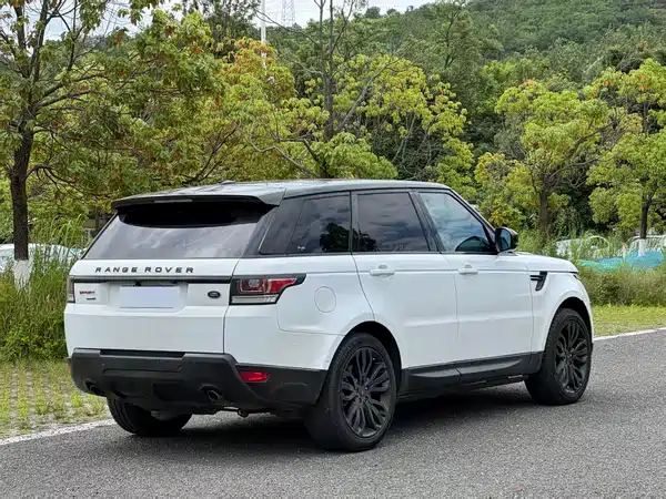Land Rover Range Rover Sport 2014