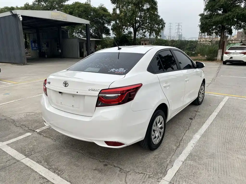 Toyota Vios 2021 — фото 3
