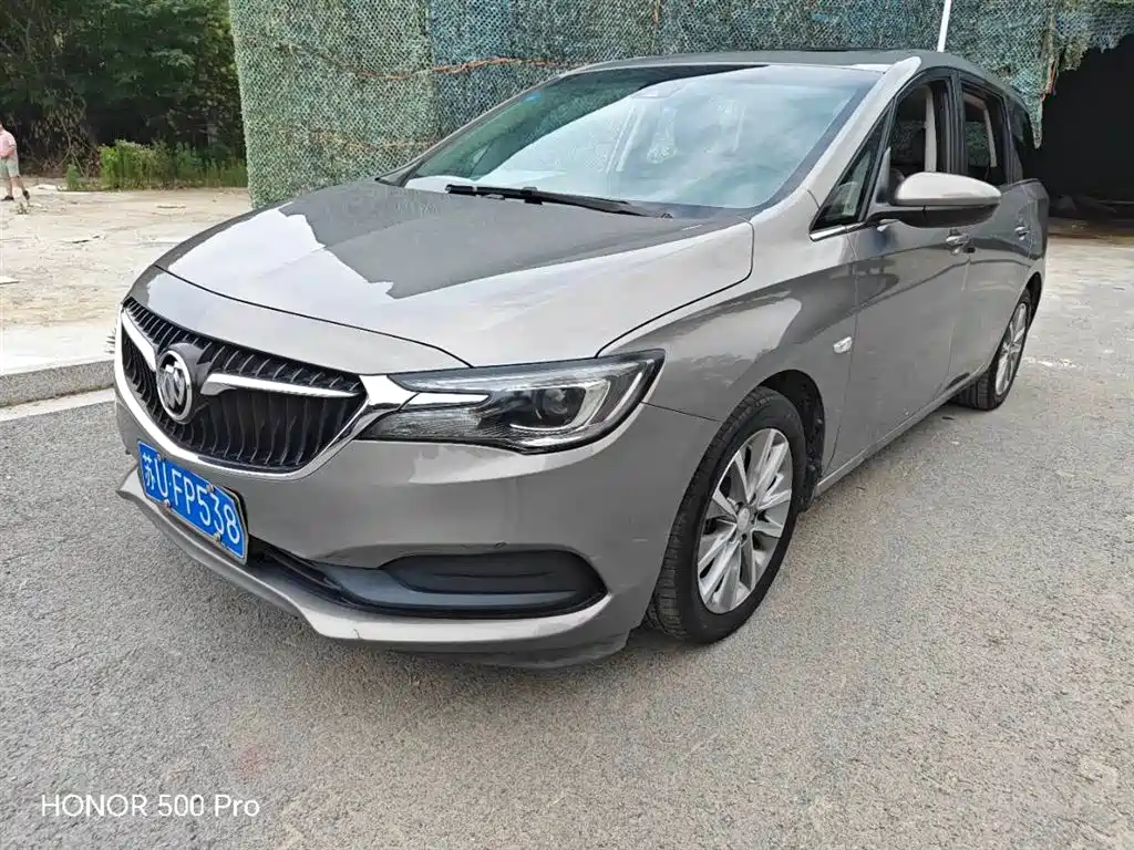 Buick GL6 2019