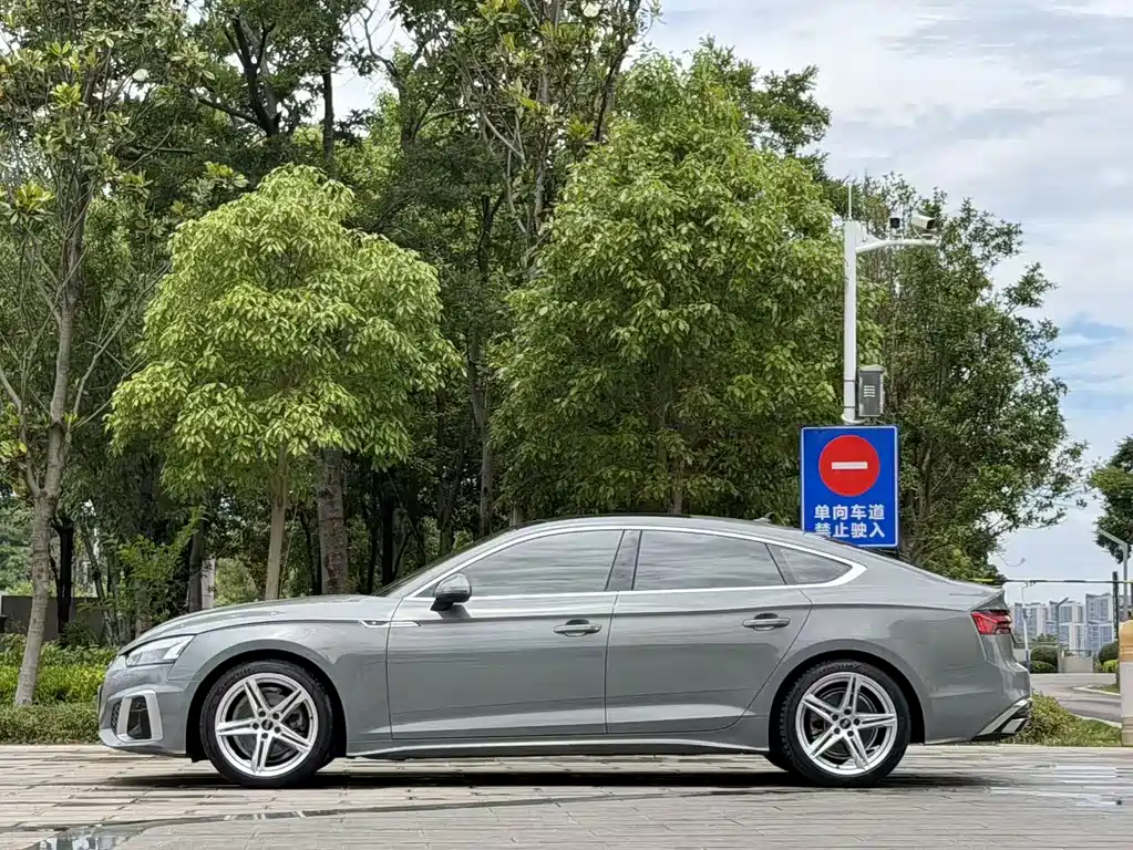 Audi A5 2022 — фото 10