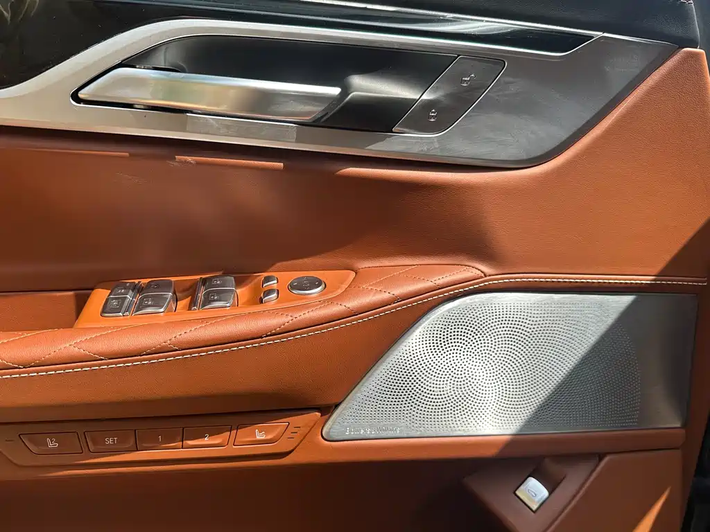 BMW 7 Series 2020 — фото 15