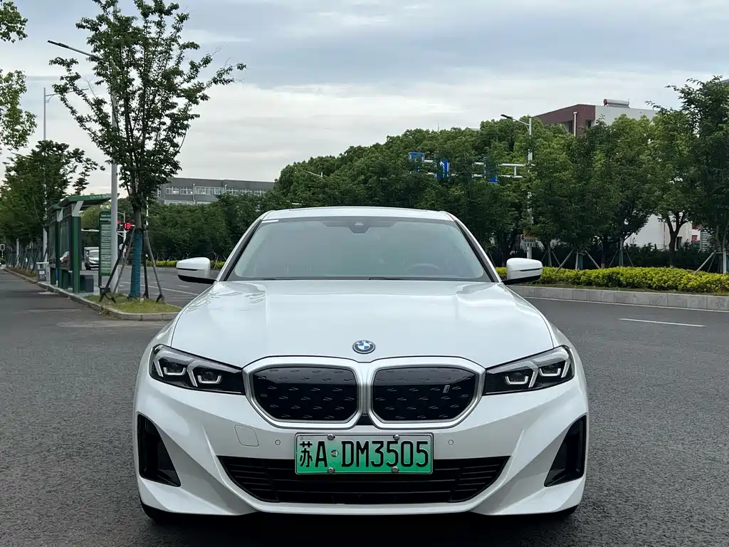 BMW i3 2023