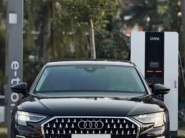 Audi A8 2024