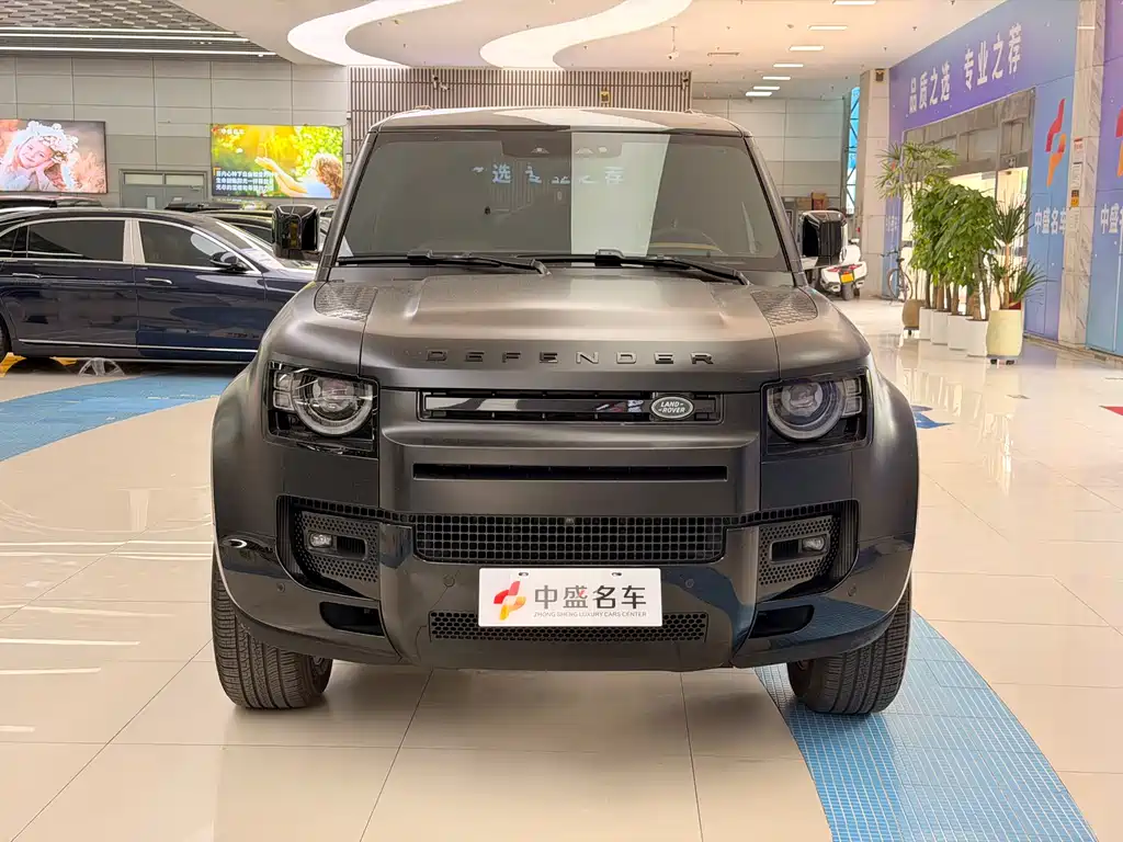 Land Rover Defender 2025 — фото 2