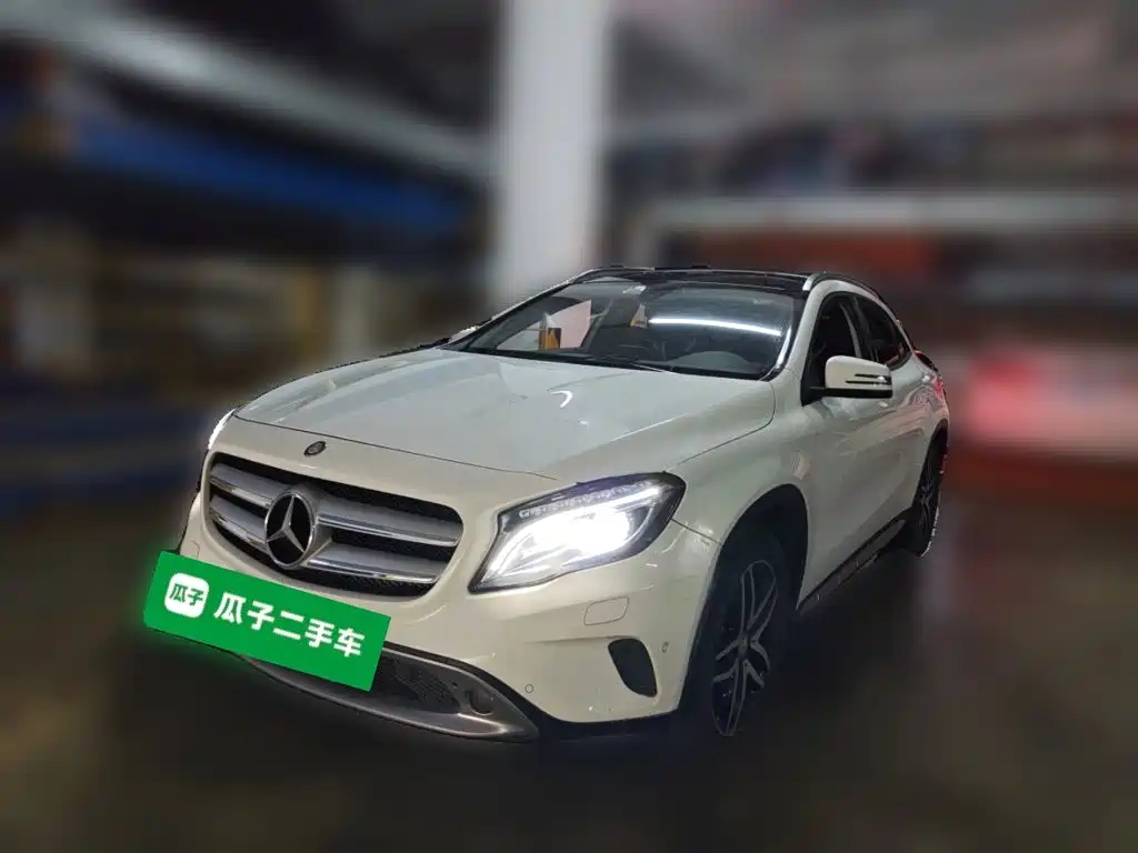 Mercedes-Benz GLA 2016