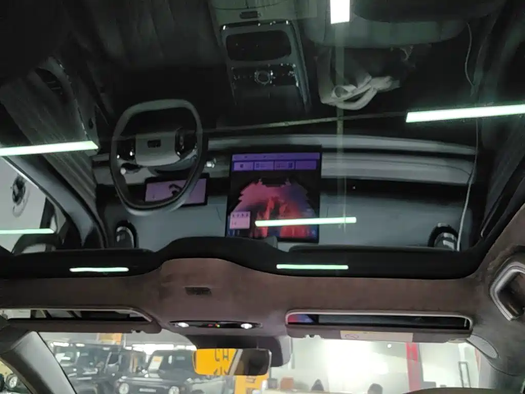 Geely Galaxy Starshine 8 2025 — фото 18