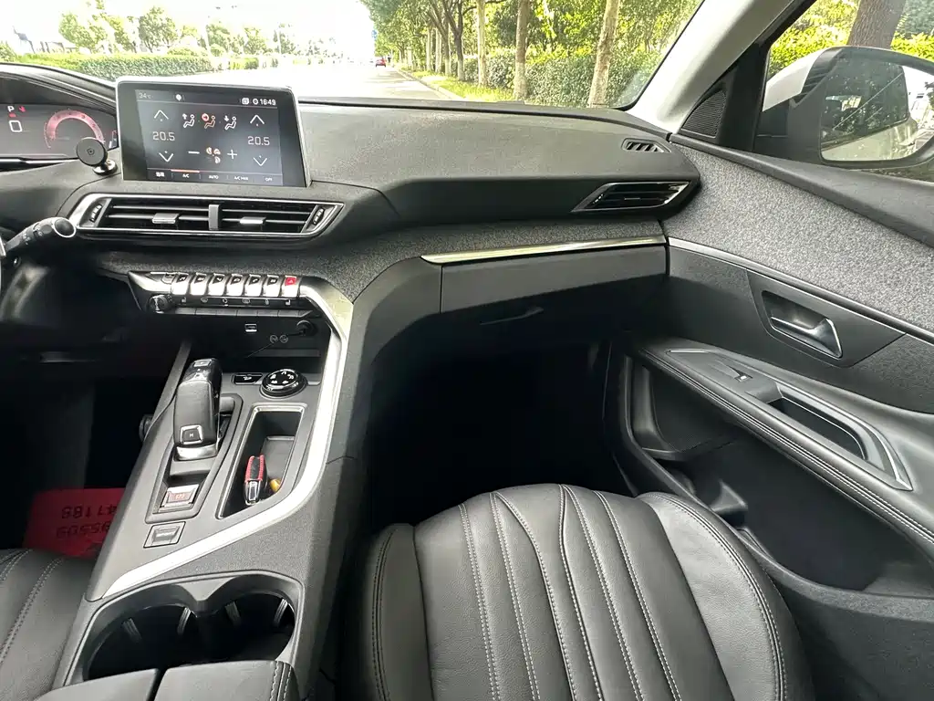 Peugeot 4008 2017 — фото 13