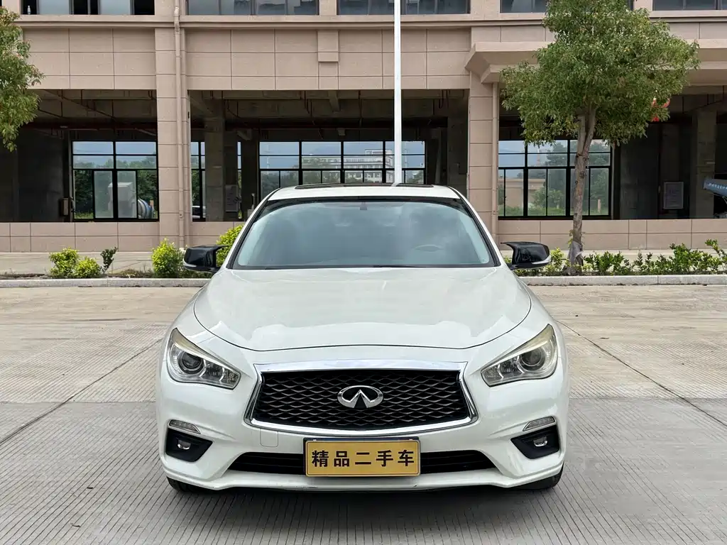 Infiniti Q50L 2018