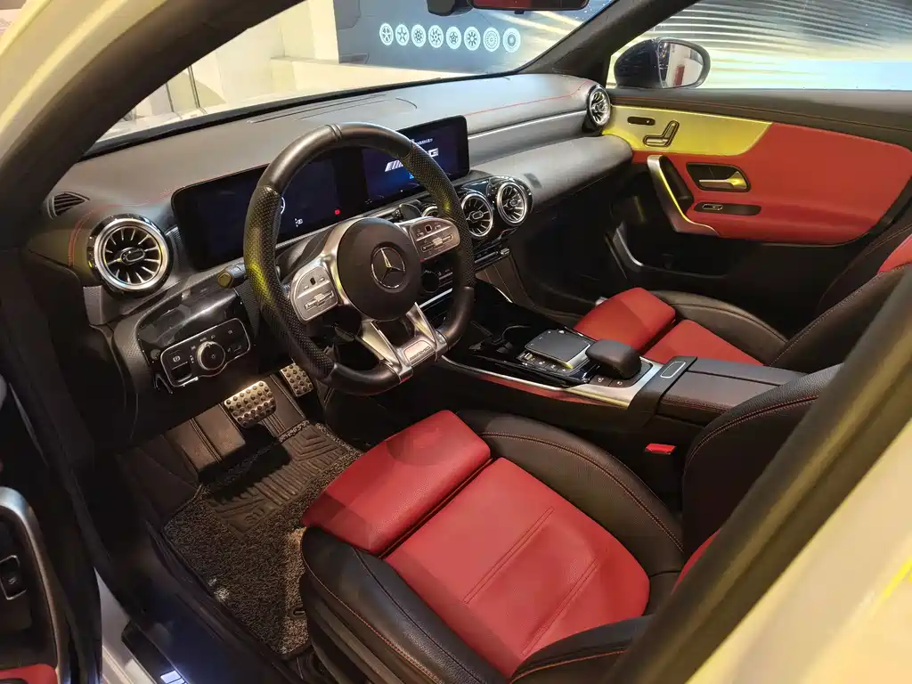 Mercedes-Benz A-Class AMG 2021 — фото 9