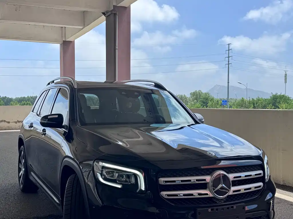 Mercedes-Benz GLB 2020