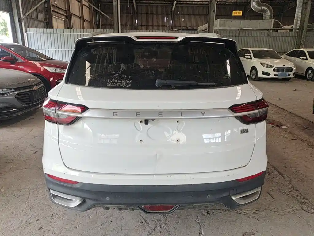 Geely Binyue 2021
