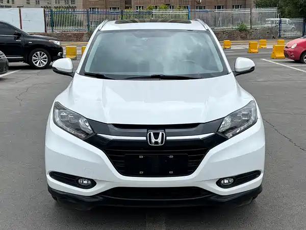 Honda Vezel 2015