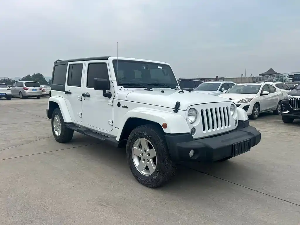 Jeep Wrangler 2014 — фото 3