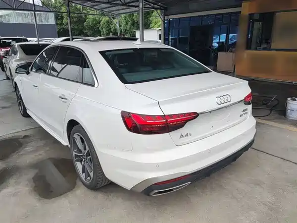 Audi A4L 2024
